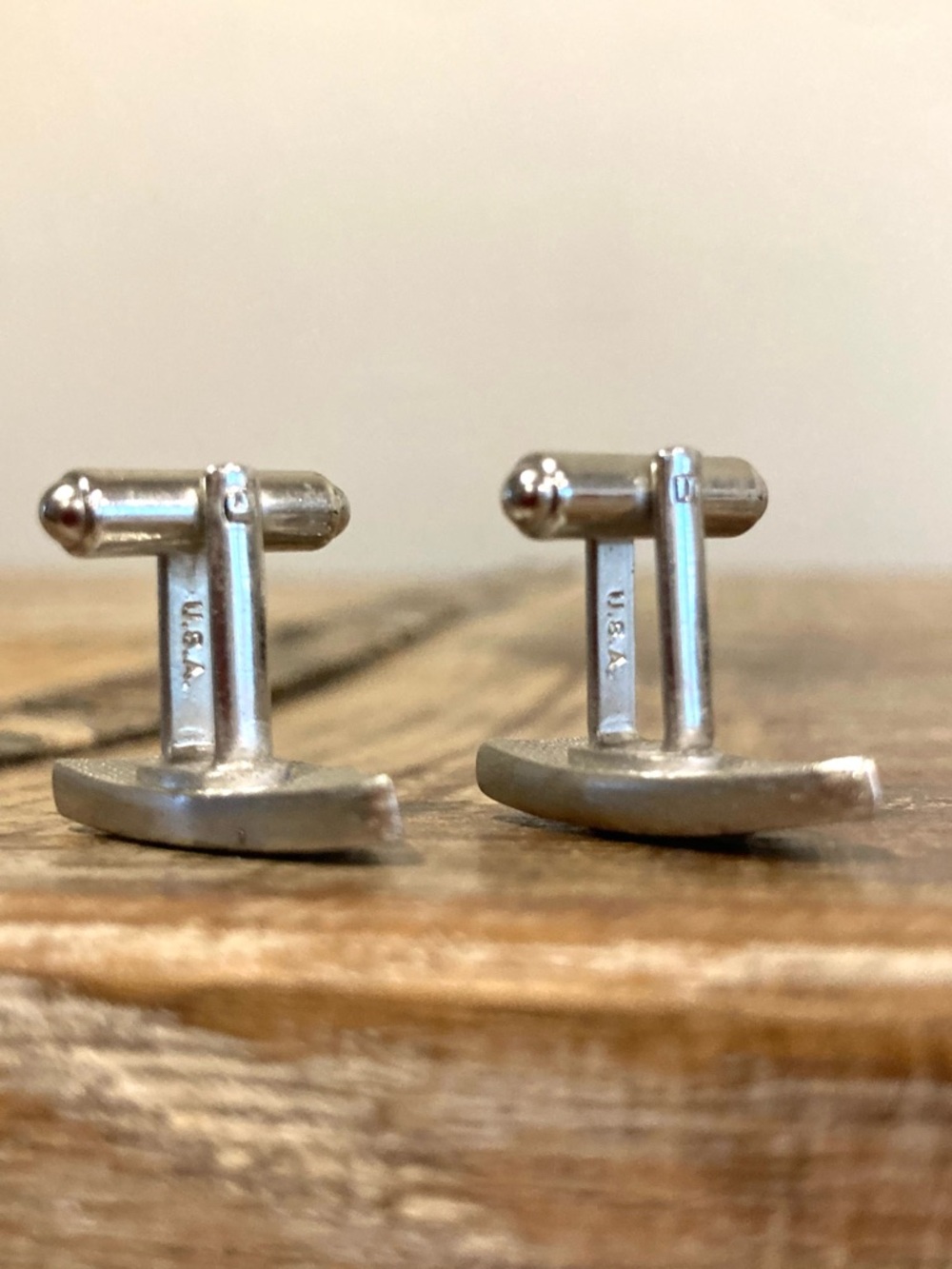 Vintage Hickok Fleur‑de‑Lis Shield Cufflinks USA Made Mid‑Century Men’s Jewelry - Picture 9 of 11